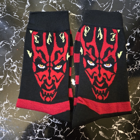 🍒🍒 Star Wars: Darth Maul Crew Socks - Picture 3 of 5
